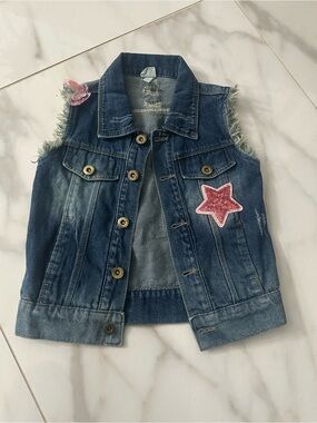 SHAN Blue Denim Girls' Sleeveless Jacket with Pink Star Patch